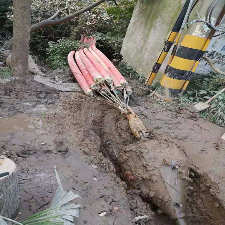 铜山拖拉管